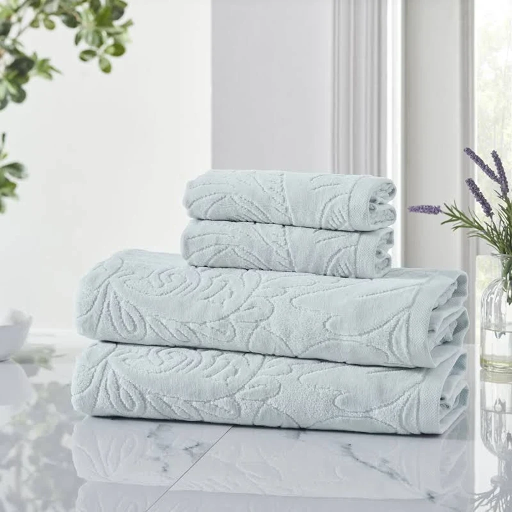 Luxury Towels image 3
